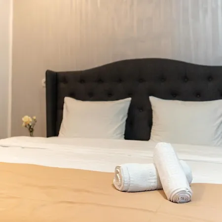 The Muse Old Town - Kronstadt Central Suites * Brassó