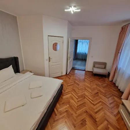 Lucky Villa Lägenhet Braşov