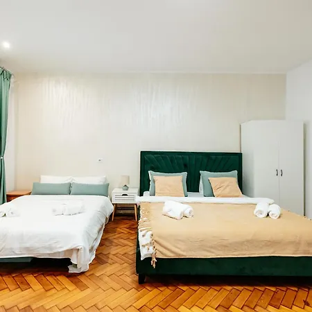 The Muse - Kronstadt * Brasov