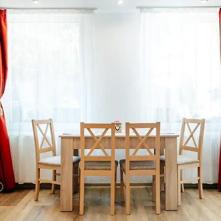 The Muse Old Town - Kronstadt Central Suites Brassó